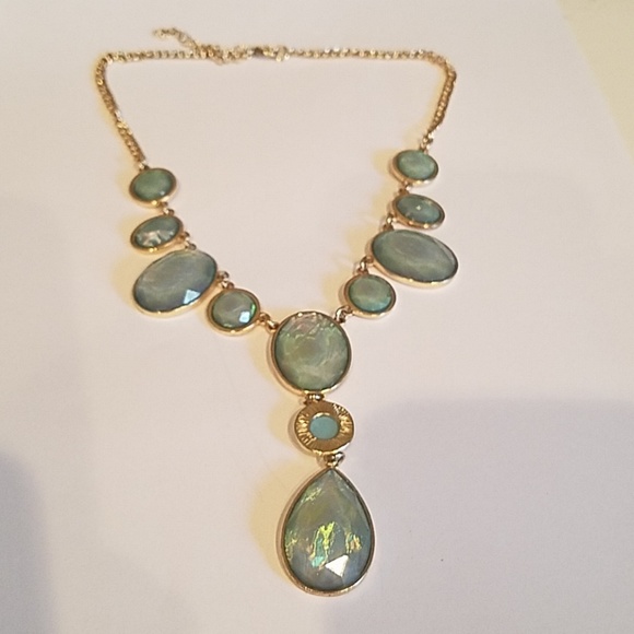 Statement Necklace - Picture 1 of 3